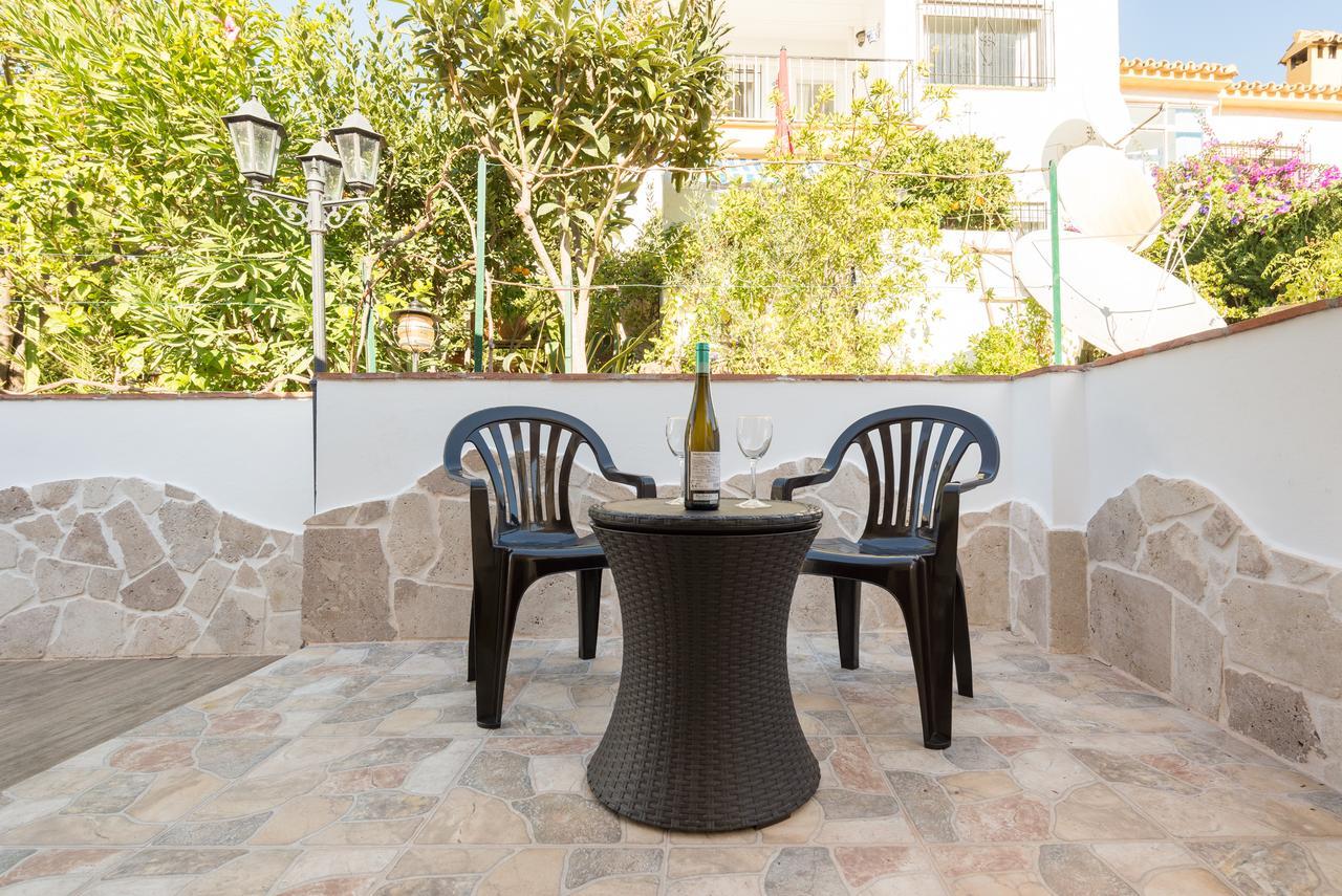 Malagasuite Bungalow Pool Benalmádena Exterior foto